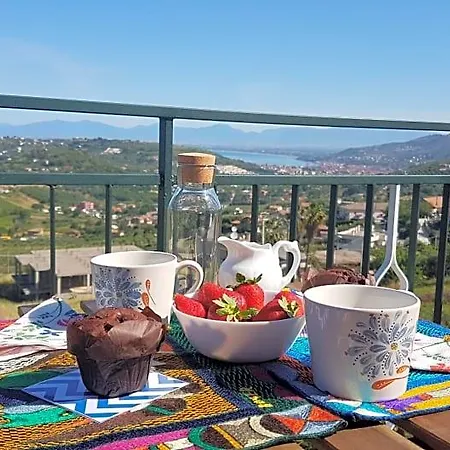Il Mare In Mansarda Bed and breakfast 4*