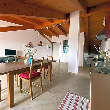 Il Mare In Mansarda Bed and breakfast 4*