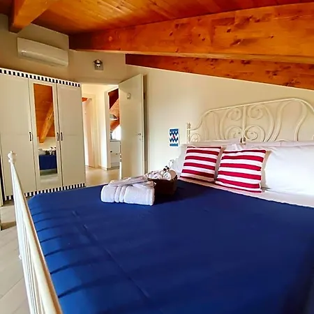 Il Mare In Mansarda 4* Agropoli